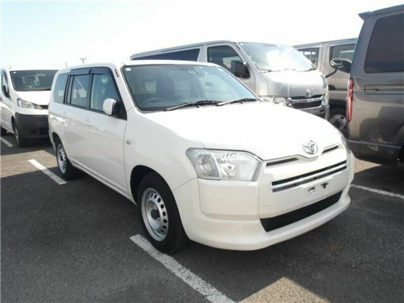 TOYOTA SUCCEED VAN