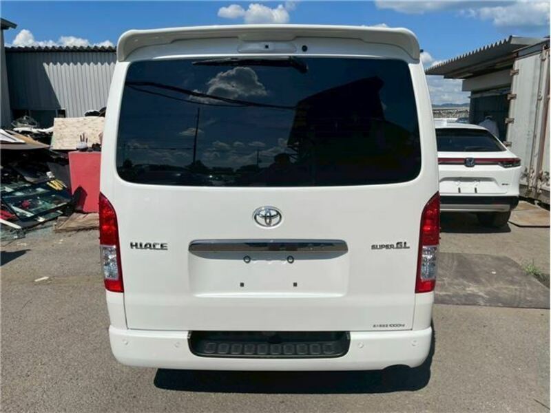HIACE VAN