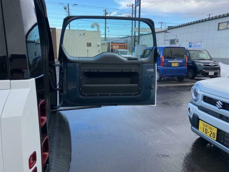 DEFENDER
