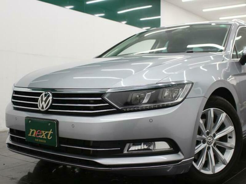 PASSAT VARIANT