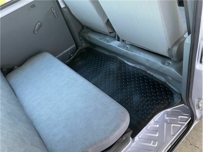 CLIPPER VAN