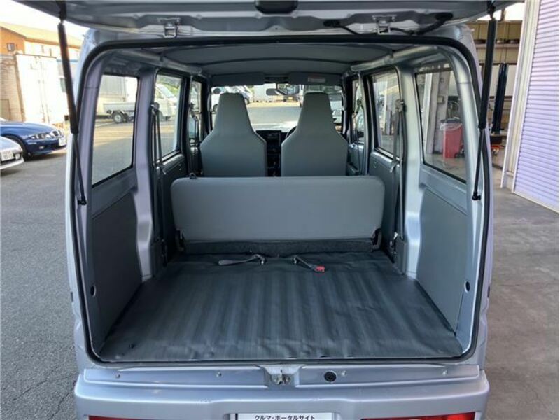 CLIPPER VAN