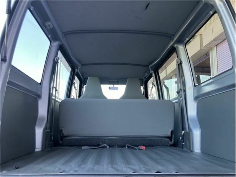 CLIPPER VAN