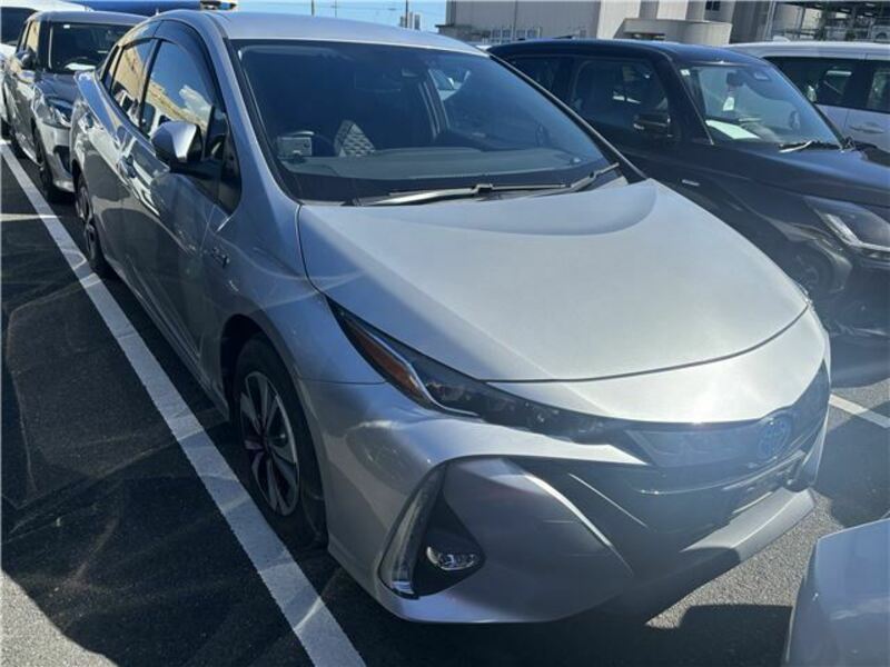 PRIUS PHV
