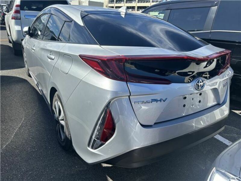 PRIUS PHV