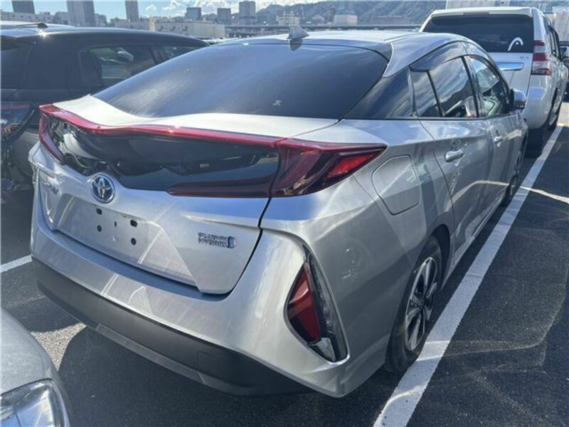 PRIUS PHV