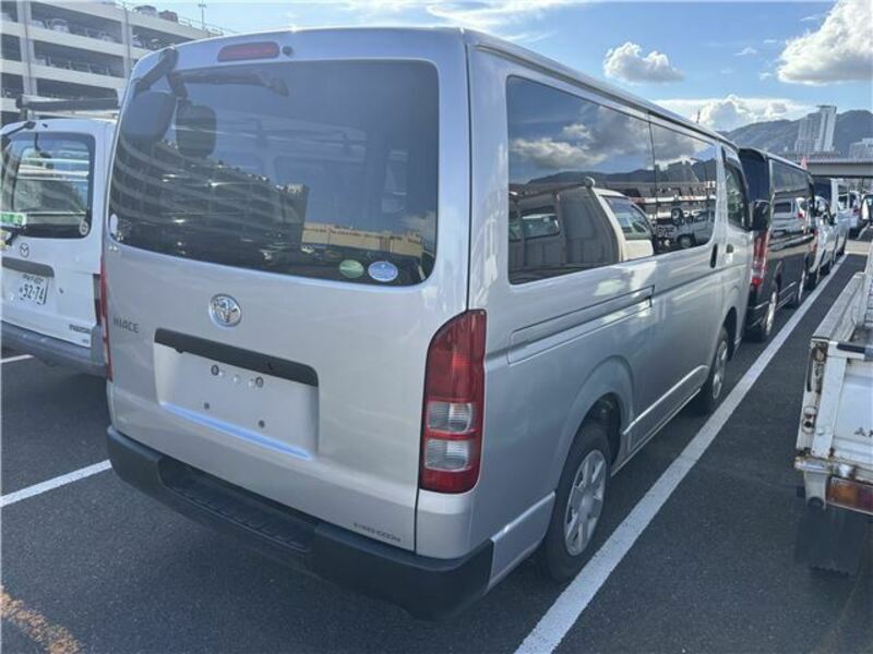 HIACE VAN