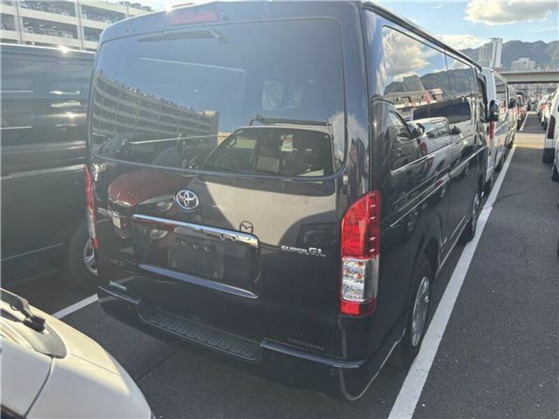 HIACE VAN