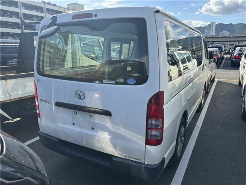 HIACE VAN