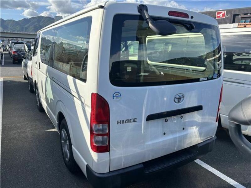 HIACE VAN