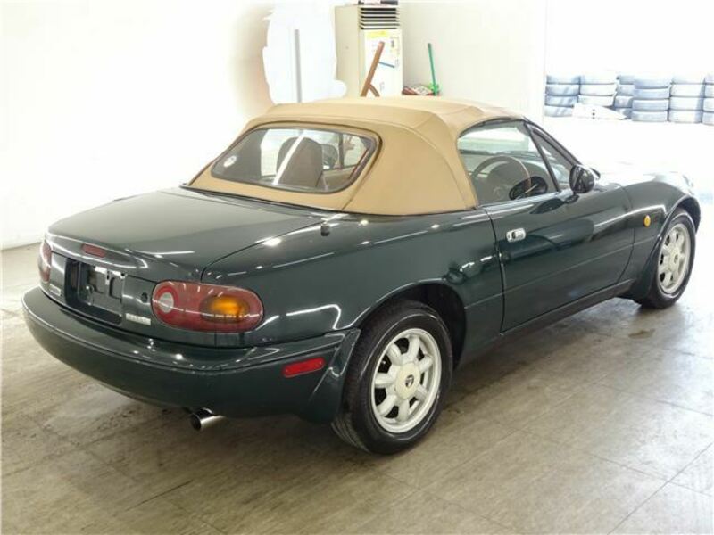 EUNOS ROADSTER