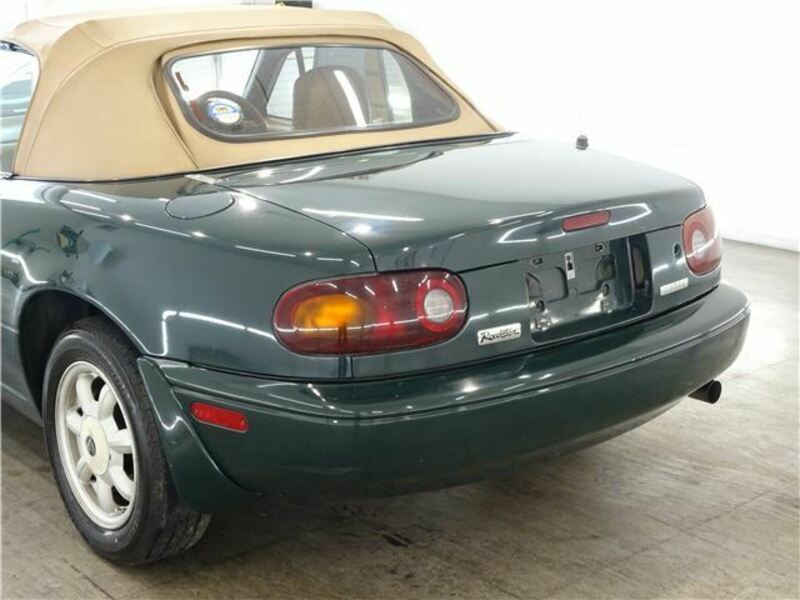 EUNOS ROADSTER