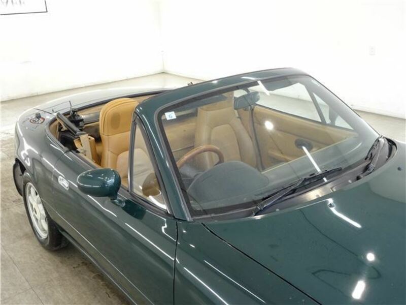 EUNOS ROADSTER