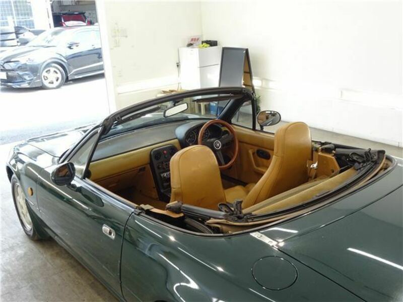 EUNOS ROADSTER