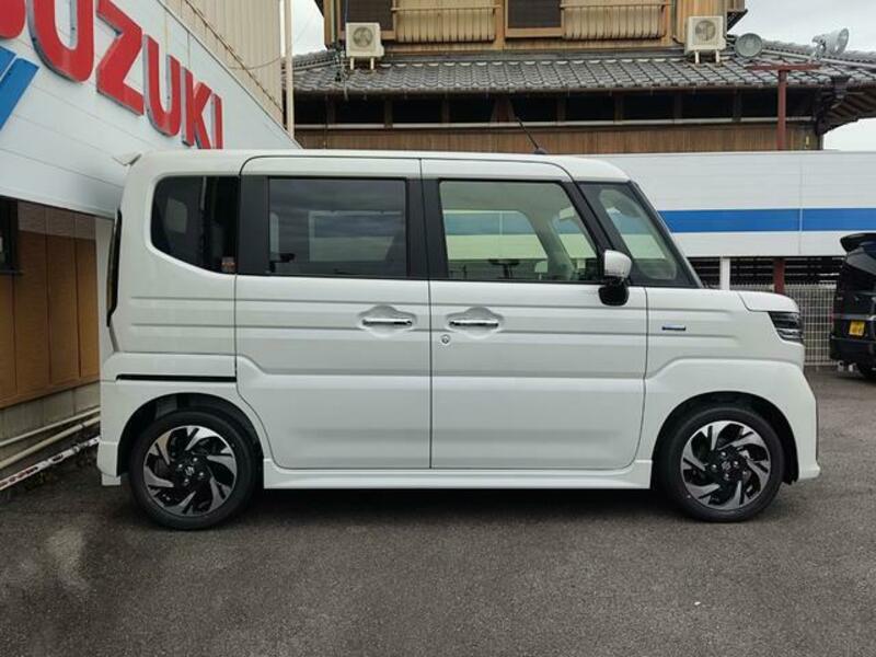 SPACIA CUSTOM