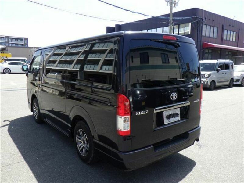 HIACE VAN