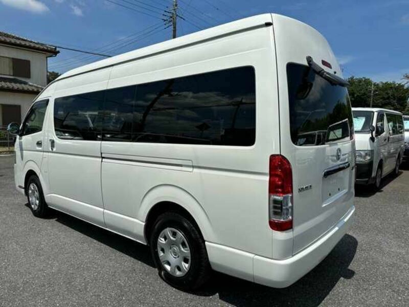 HIACE