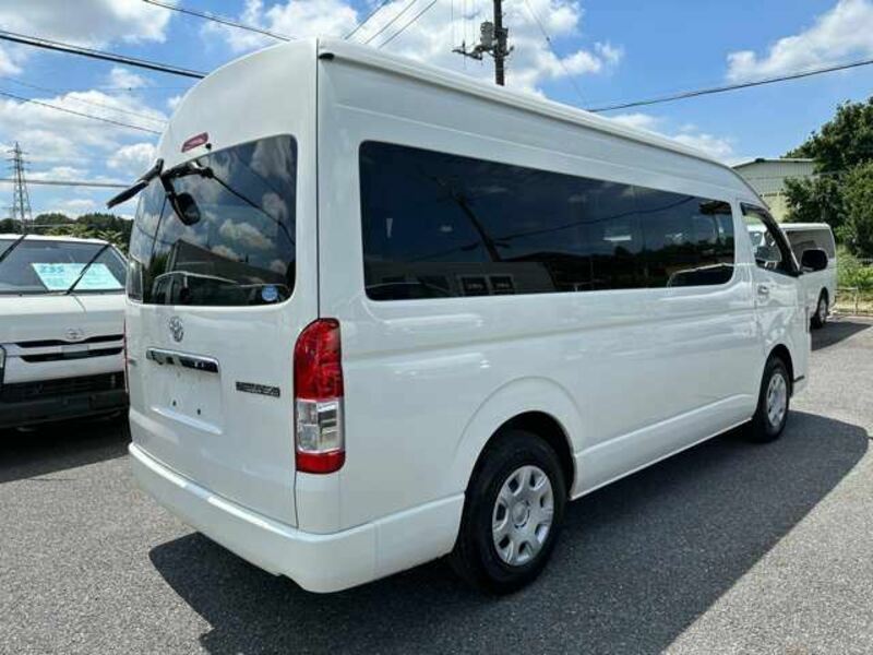 HIACE