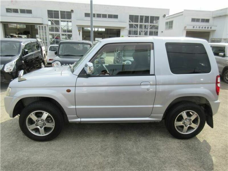 PAJERO MINI