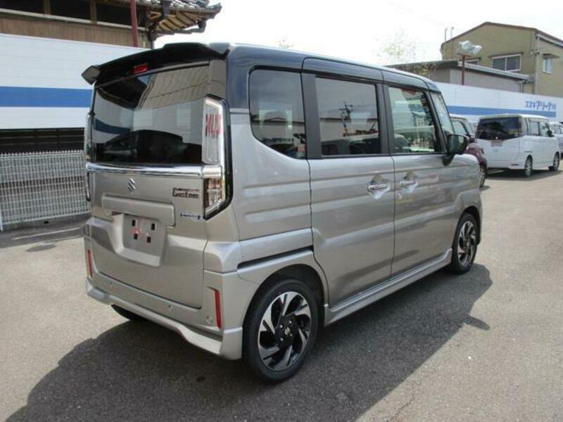 SPACIA CUSTOM