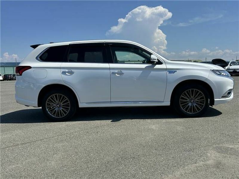 OUTLANDER