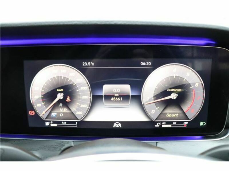 E-CLASS
