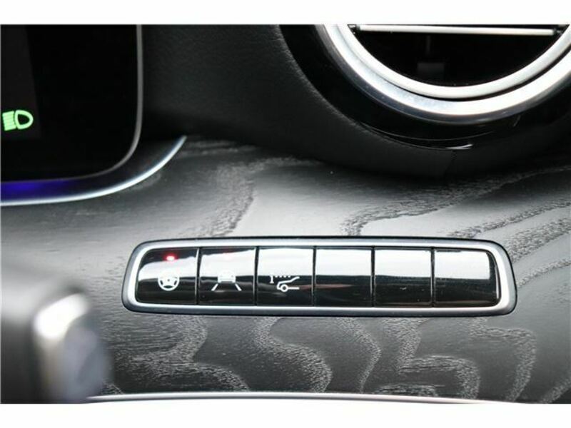 E-CLASS
