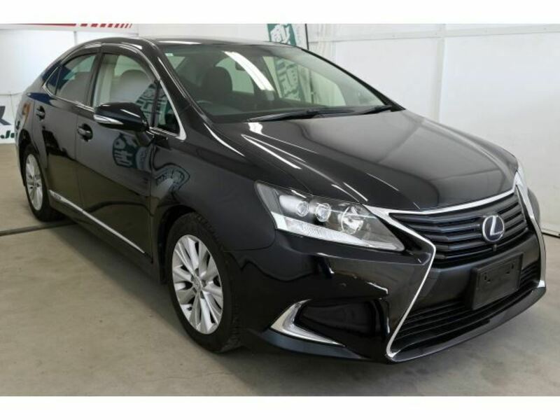 LEXUS HS
