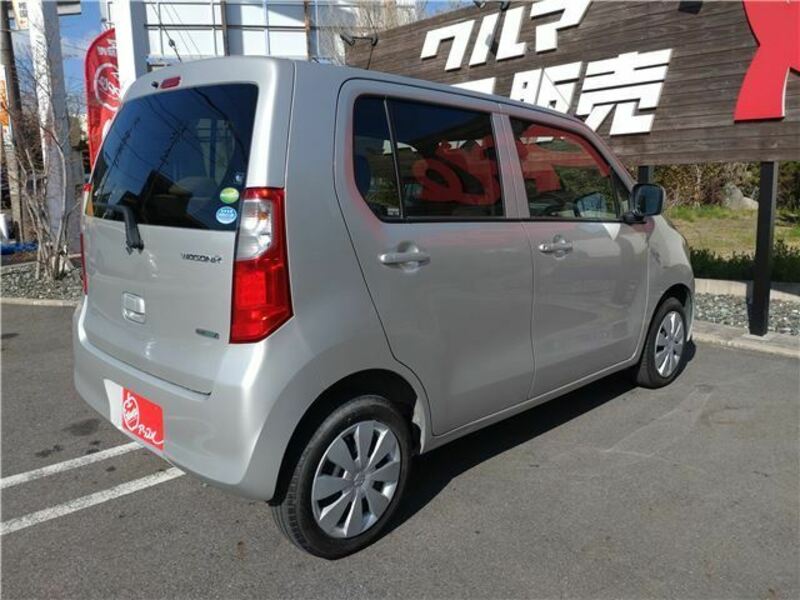 WAGON R