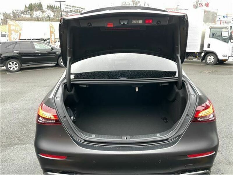 E-CLASS