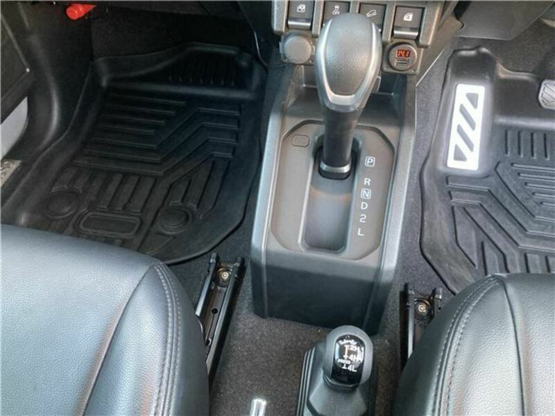 JIMNY SIERRA