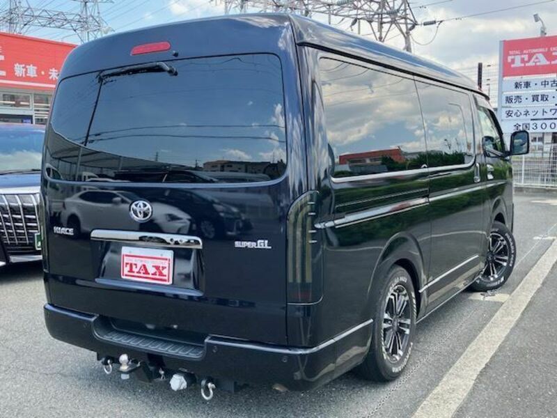 HIACE VAN