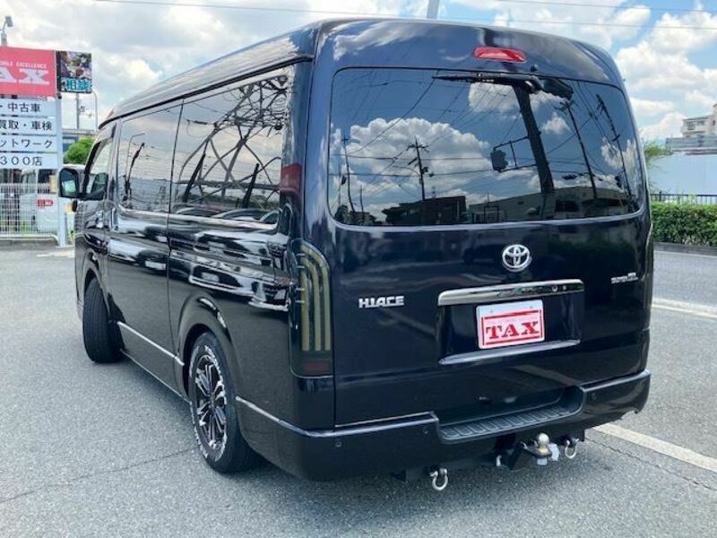 HIACE VAN