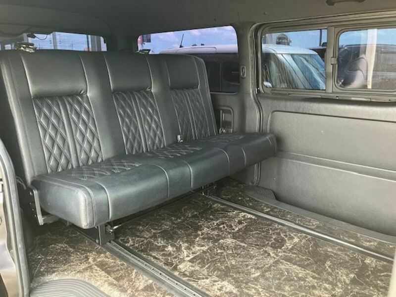 HIACE VAN