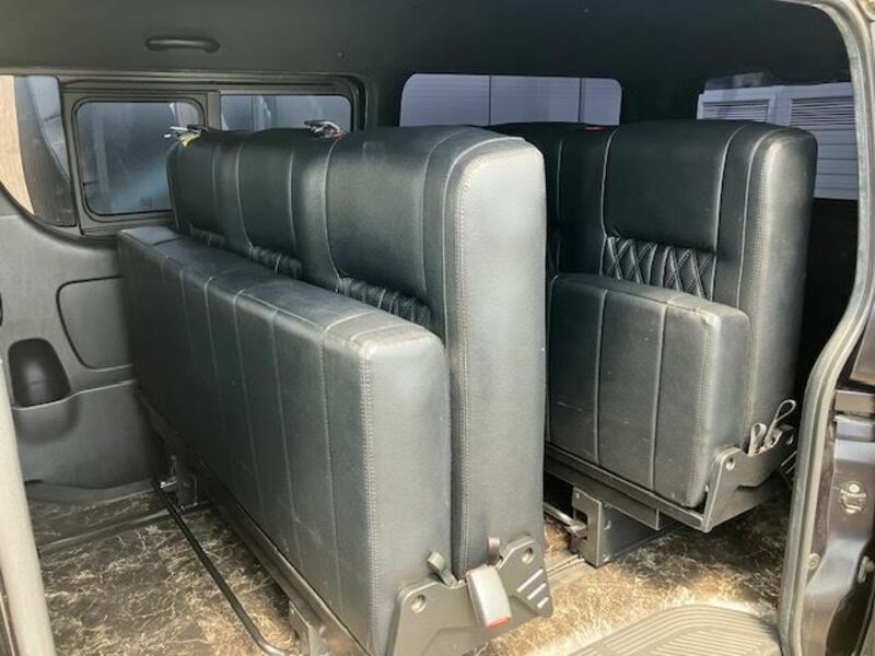 HIACE VAN