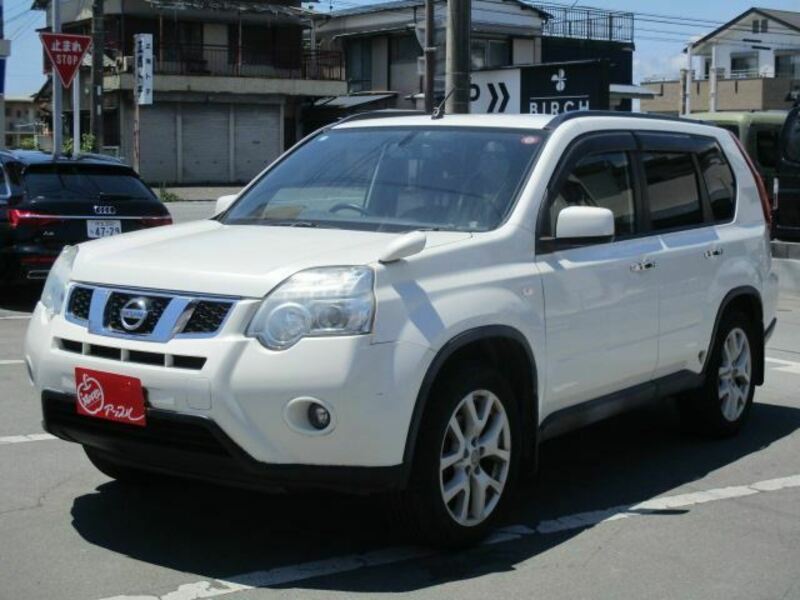 X-TRAIL