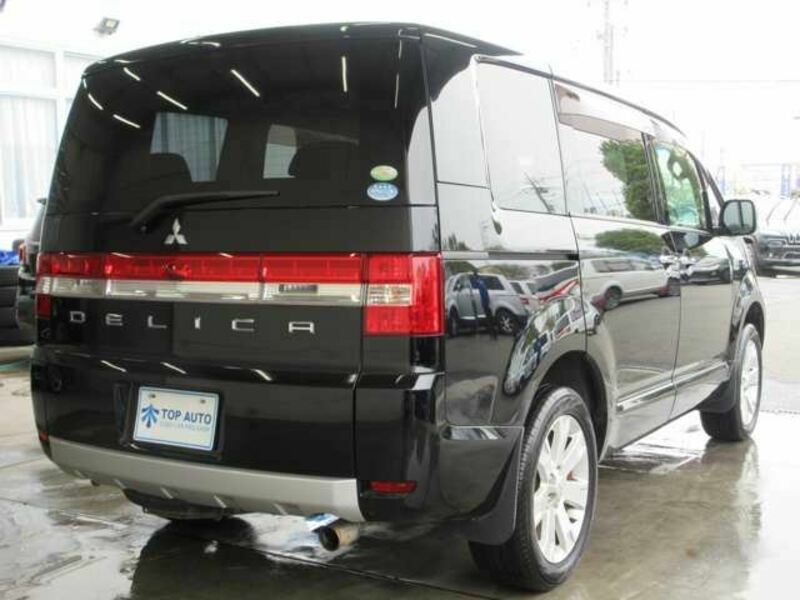 DELICA D5
