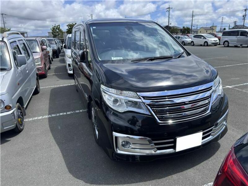NISSAN SERENA