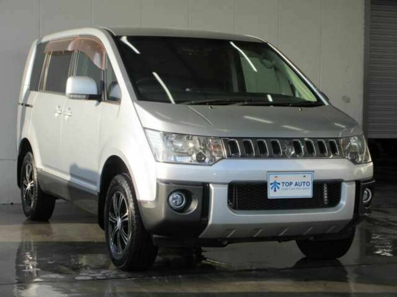 DELICA D5