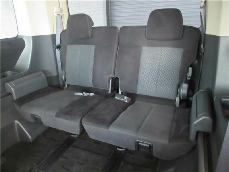 DELICA D5
