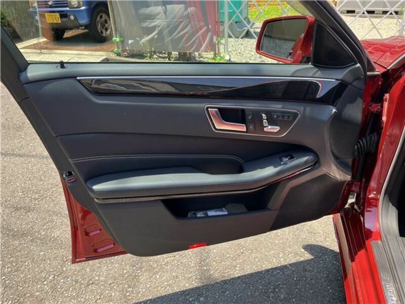 E-CLASS