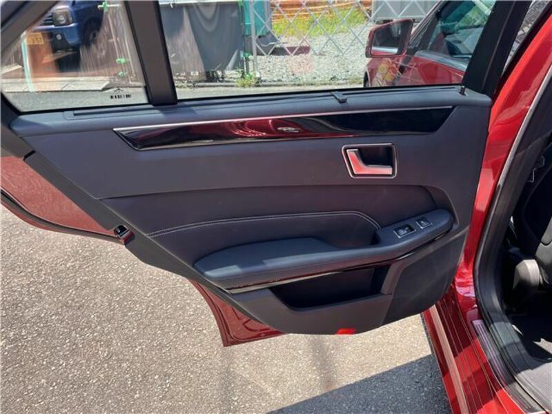 E-CLASS