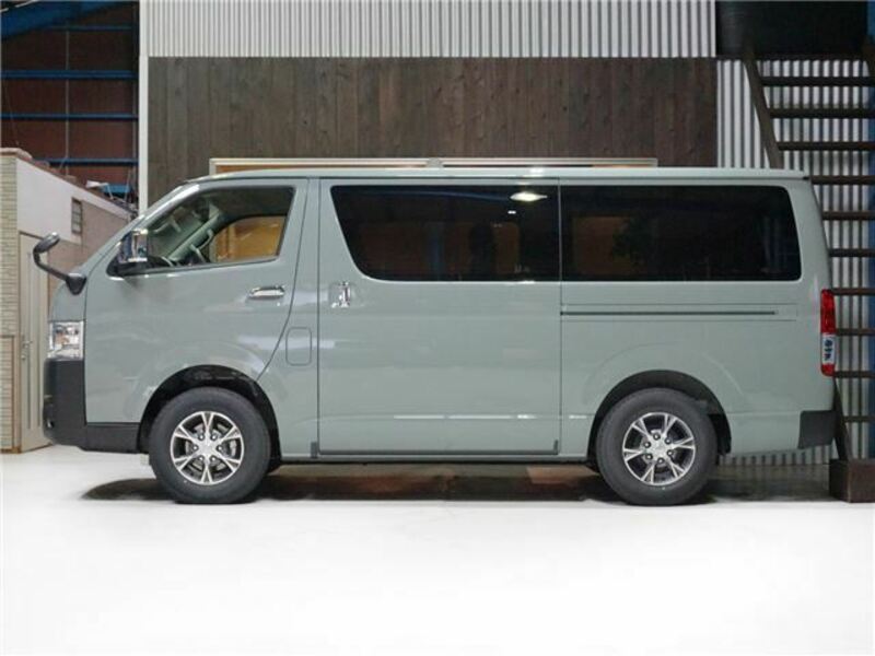 HIACE