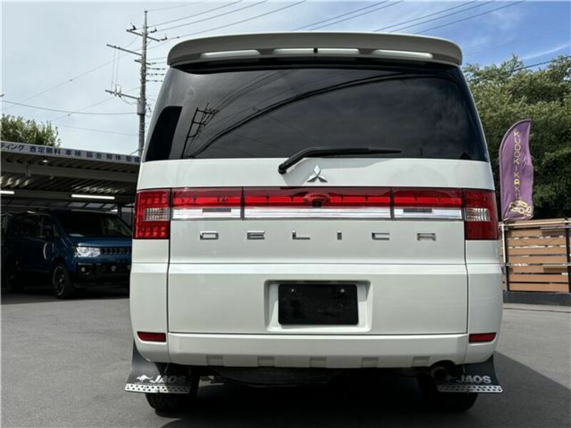 DELICA D5
