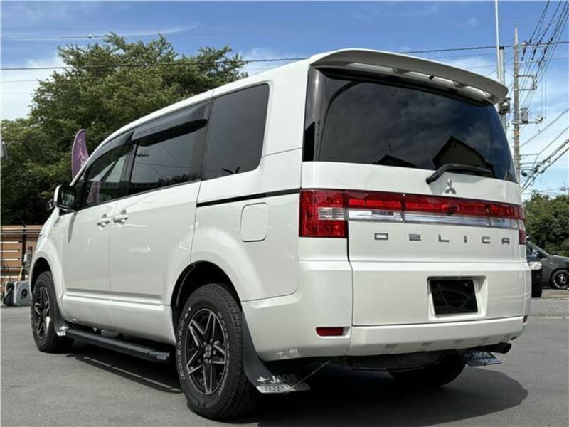 DELICA D5