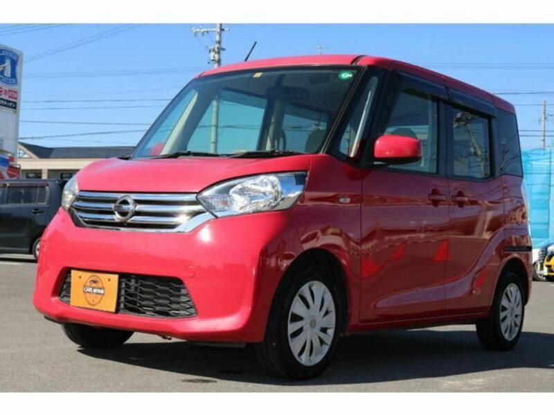 NISSAN DAYZ ROOX