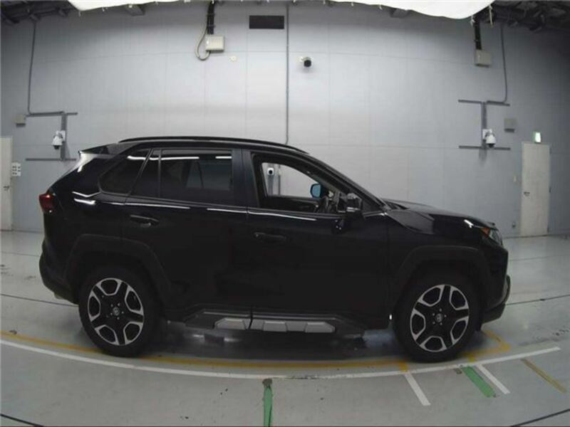RAV4