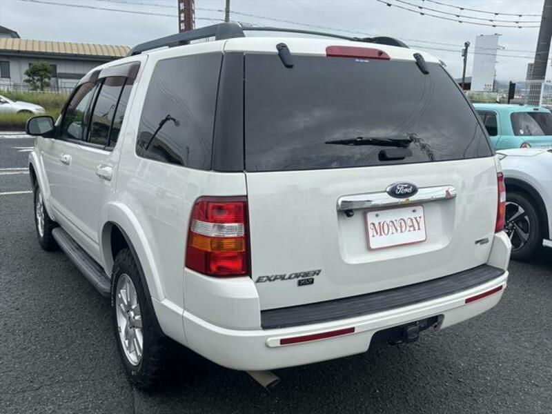 EXPLORER