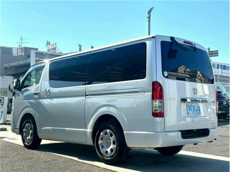 HIACE
