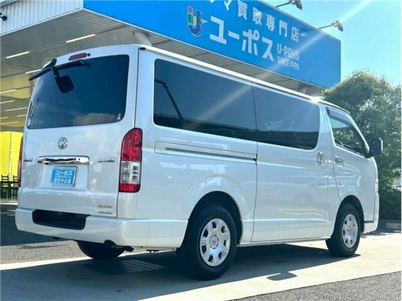 HIACE